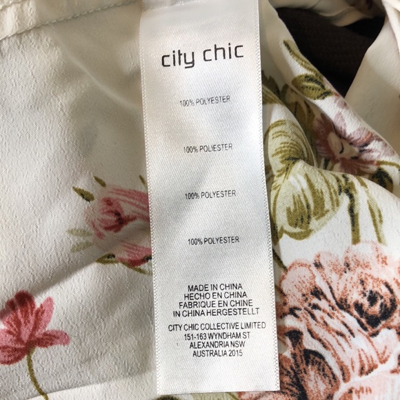 #89 CITY CHIC Heartwine  White Floral Wrap Top 18 - Picture 11 of 12